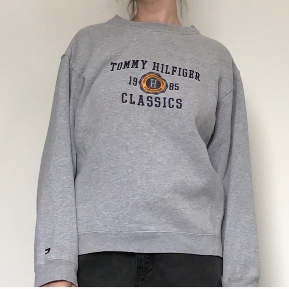 Tommy Hilfiger Tops - Vintage Tommy Hilfiger crewneck sweatshirt grey LG